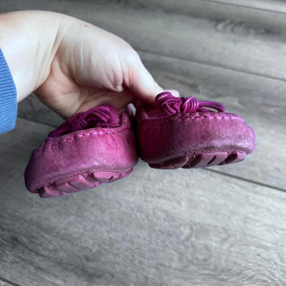 UGG Pink Leather Slippers - Women's Size 8.5 - Cozy! - Picture 4 of 7